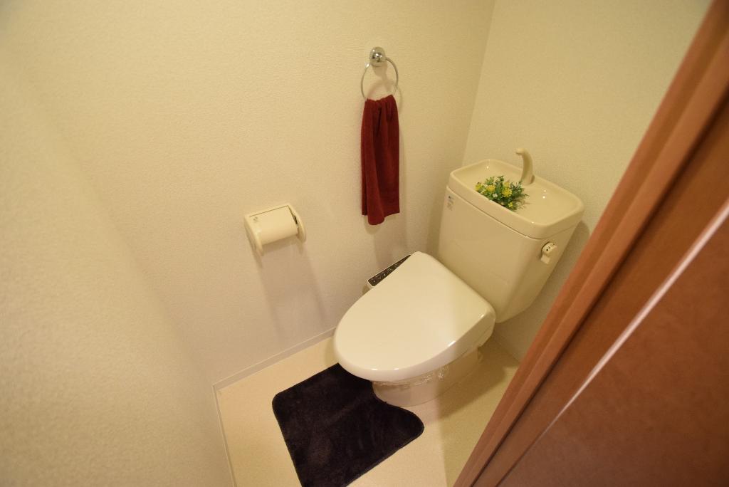 トイレ　シャワー付トイレ