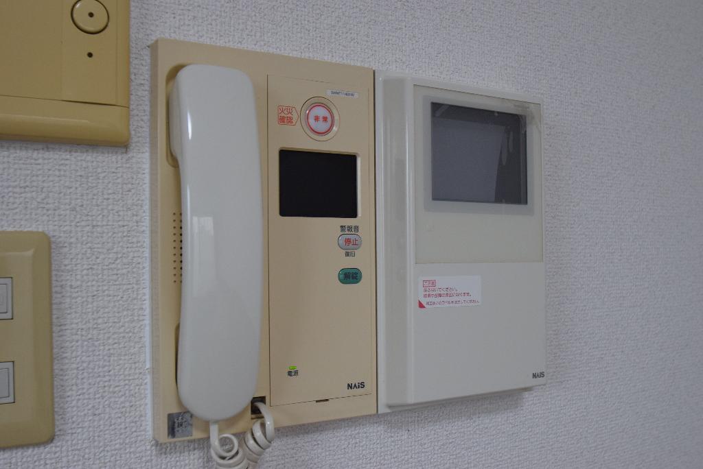 セキュリティ　カメラ付インターホン