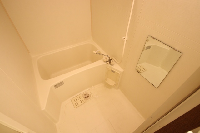 バス・シャワールーム　※別室の参考写真の為、現況優先です。