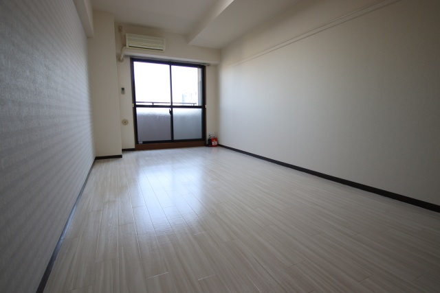 居室・リビング　※別室の参考写真の為、現況優先です。