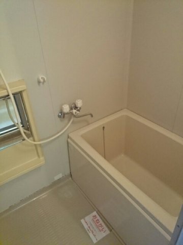 バス・シャワールーム　お風呂です