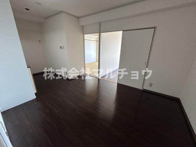 居室・リビング　ゆったり過ごせる居間です