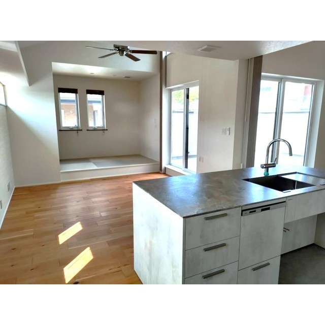 居室・リビング　全館空調付きで快適にお過ごしいただけます