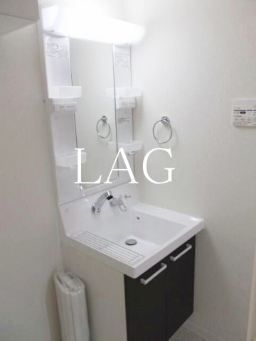 洗面設備　洗面台です。