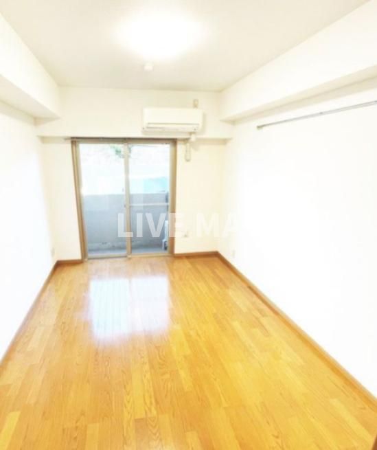 居室・リビング　別号室参考写真