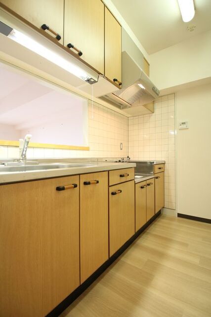 キッチン　別部屋の写真です。※現状優先