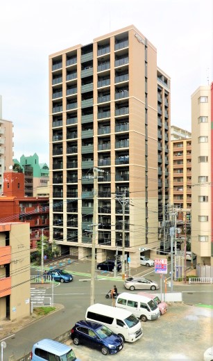 建物外観　最寄り駅徒歩3分圏内の人気マンションです