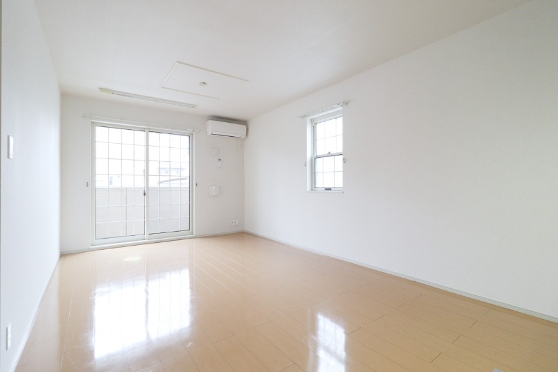 居室・リビング　図面と現状に相違がある場合には現状を優先