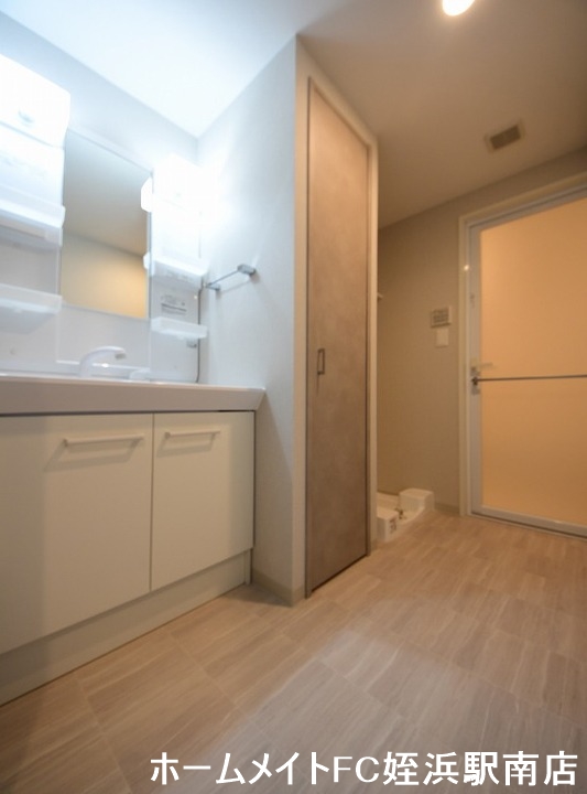 洗面設備　★洗面脱衣所も独立♪★※別部屋参考写真