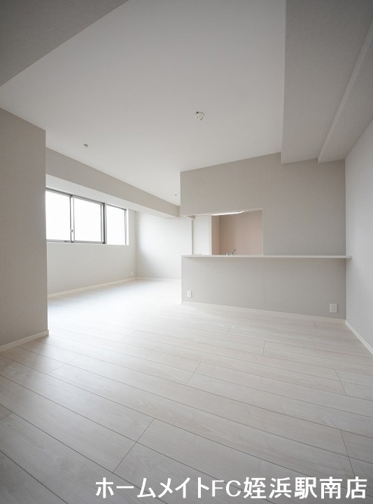 居室・リビング　★広々70.23平米超えの３LDK♪★※別部屋参考写真