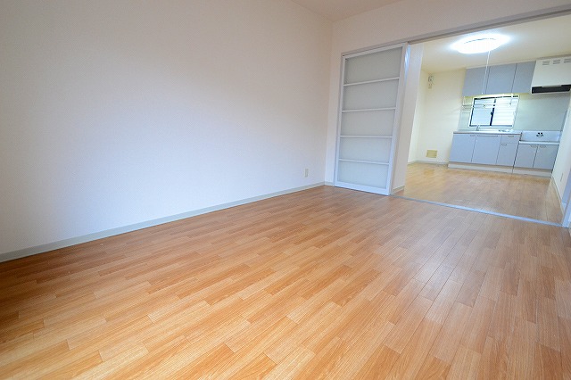 その他部屋・スペース　新しいフローリングです☆