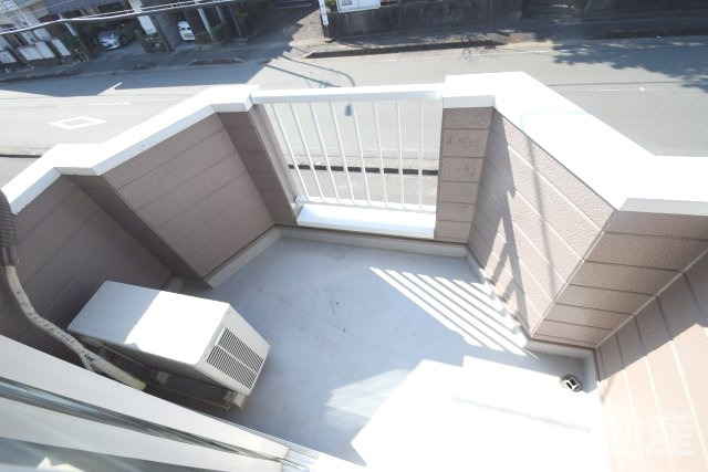 バルコニー　バルコニーがあります