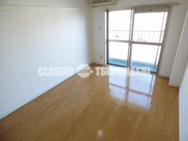 居室・リビング　開放感溢れる広々としたお部屋です♪