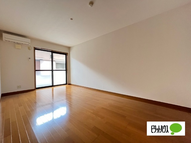 居室・リビング　１０２　イメージ