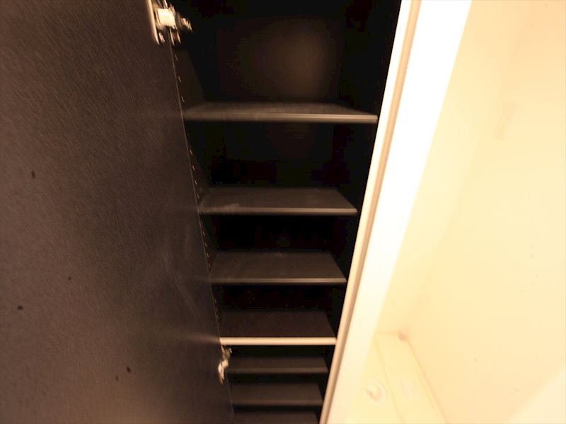 玄関　玄関（シューズボックス完備）