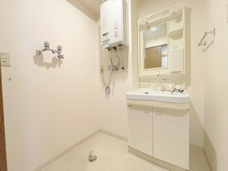 洗面設備　シャンプードレッサーです♪