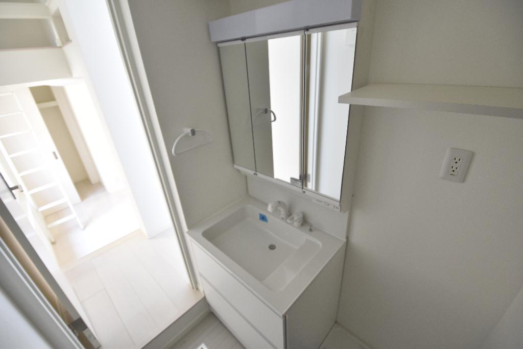 洗面設備　洗髪洗面化粧台