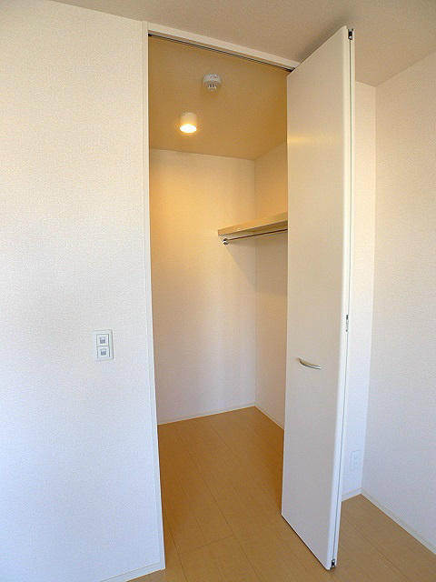 収納　ウォークインクローゼット