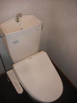 トイレ　シャワー付トイレ（イメージ）