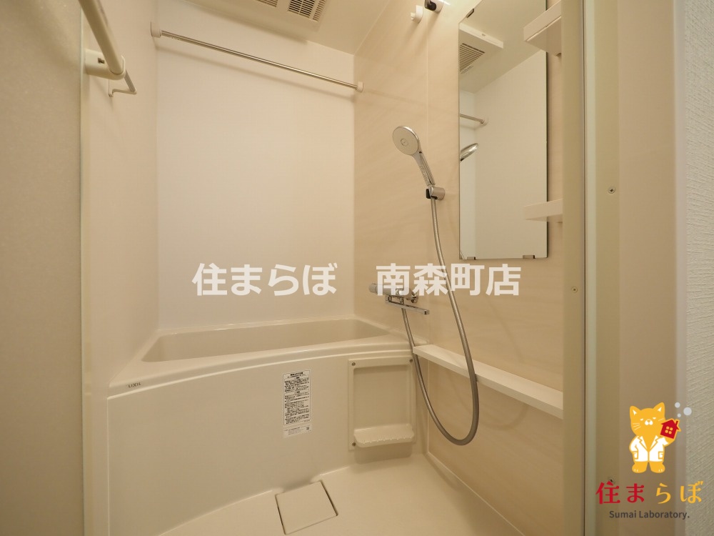 バス・シャワールーム　「見た目じゃなく、心に“しっくりくる”を大切に。」