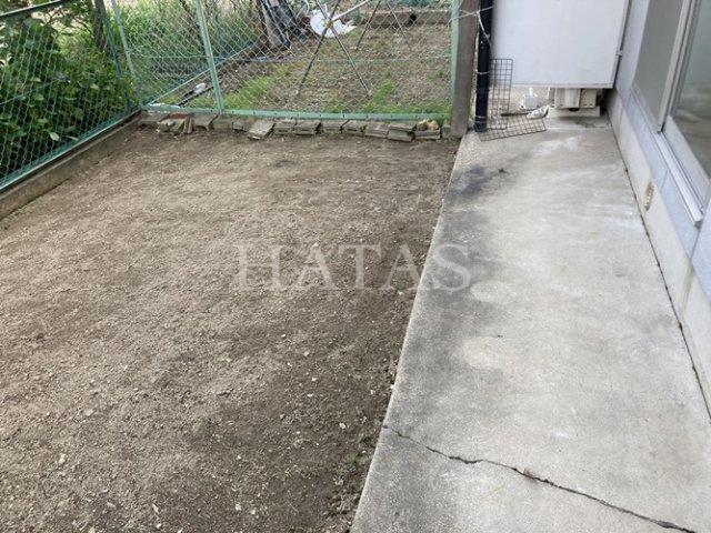 庭　同物件別部屋です。