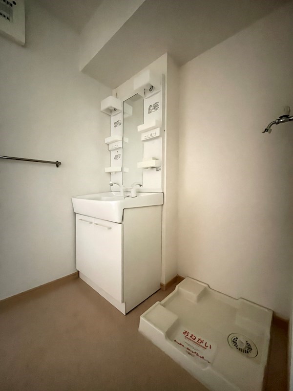 洗面設備　こちらの物件はMODE不動産なら割引対象の１部屋です。