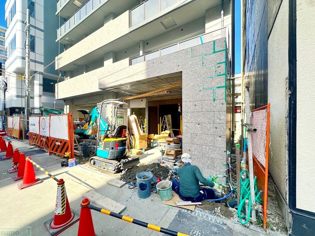 エントランス　駐車場