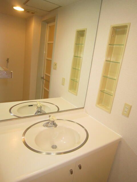 洗面設備　洗面化粧台