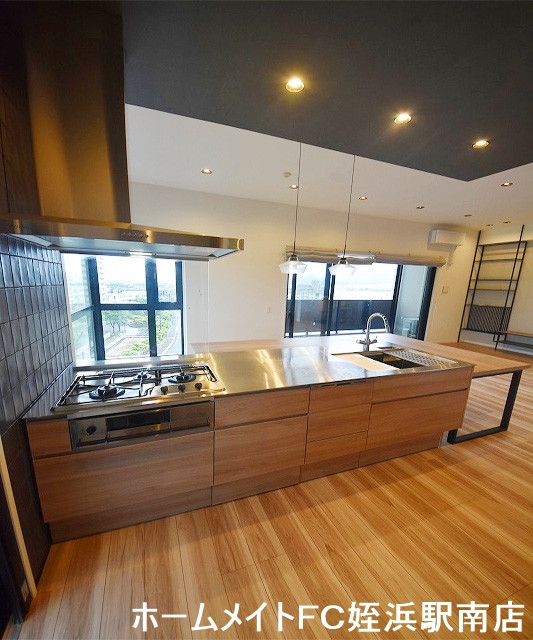 キッチン　★人気のカウンターキッチン♪都市ガスです★