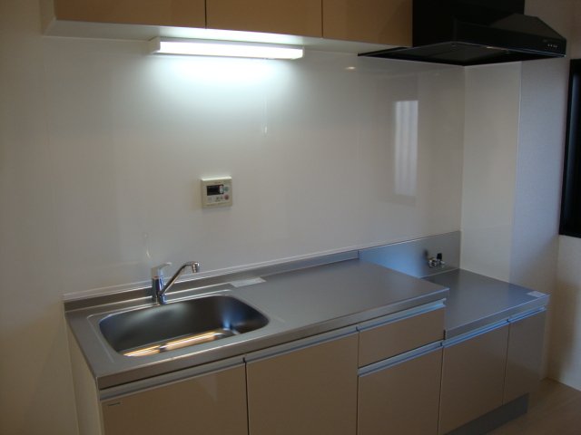 キッチン　キッチン（イメージ）