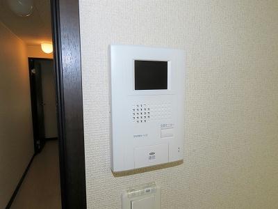 セキュリティ　モニター付きインターホンあり