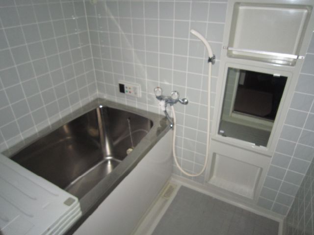 バス・シャワールーム　追炊き付き