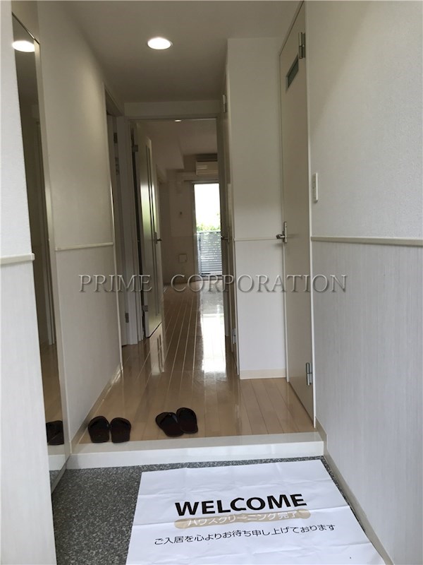 玄関　※参考写真※