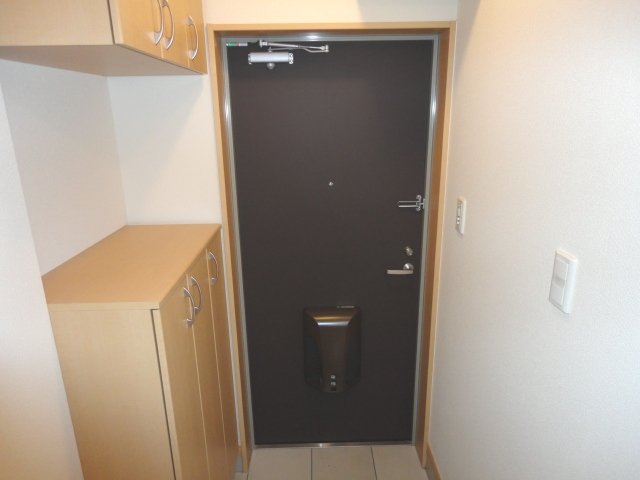 玄関　玄関（イメージ）