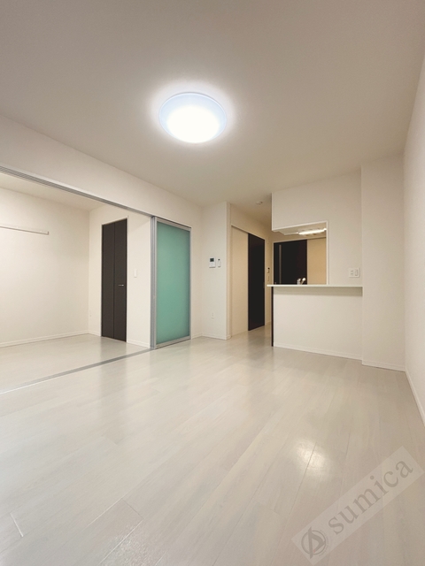 居室・リビング　広々リビング１０．４帖♪♪