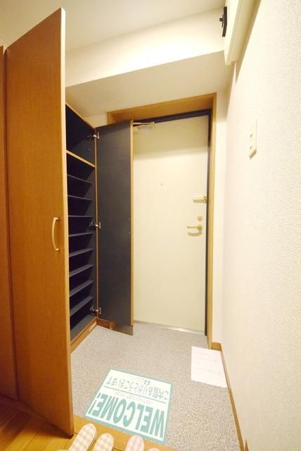 玄関　シューズボックスあります♪