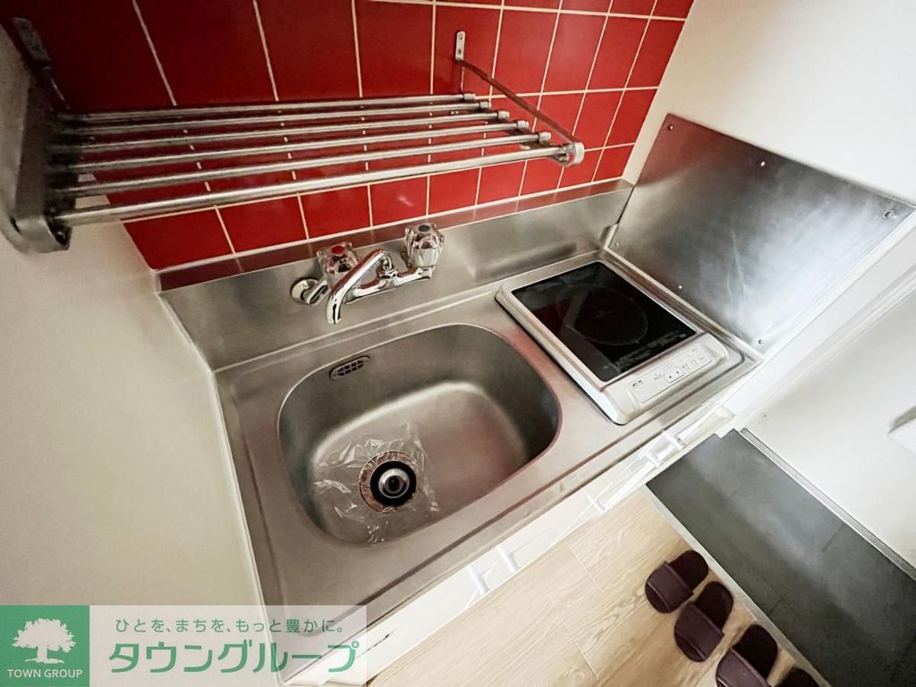 キッチン　同物件別部屋写真