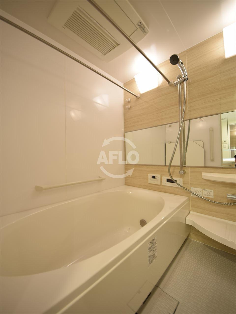 バス・シャワールーム　リッツ難波パークサイド　浴室