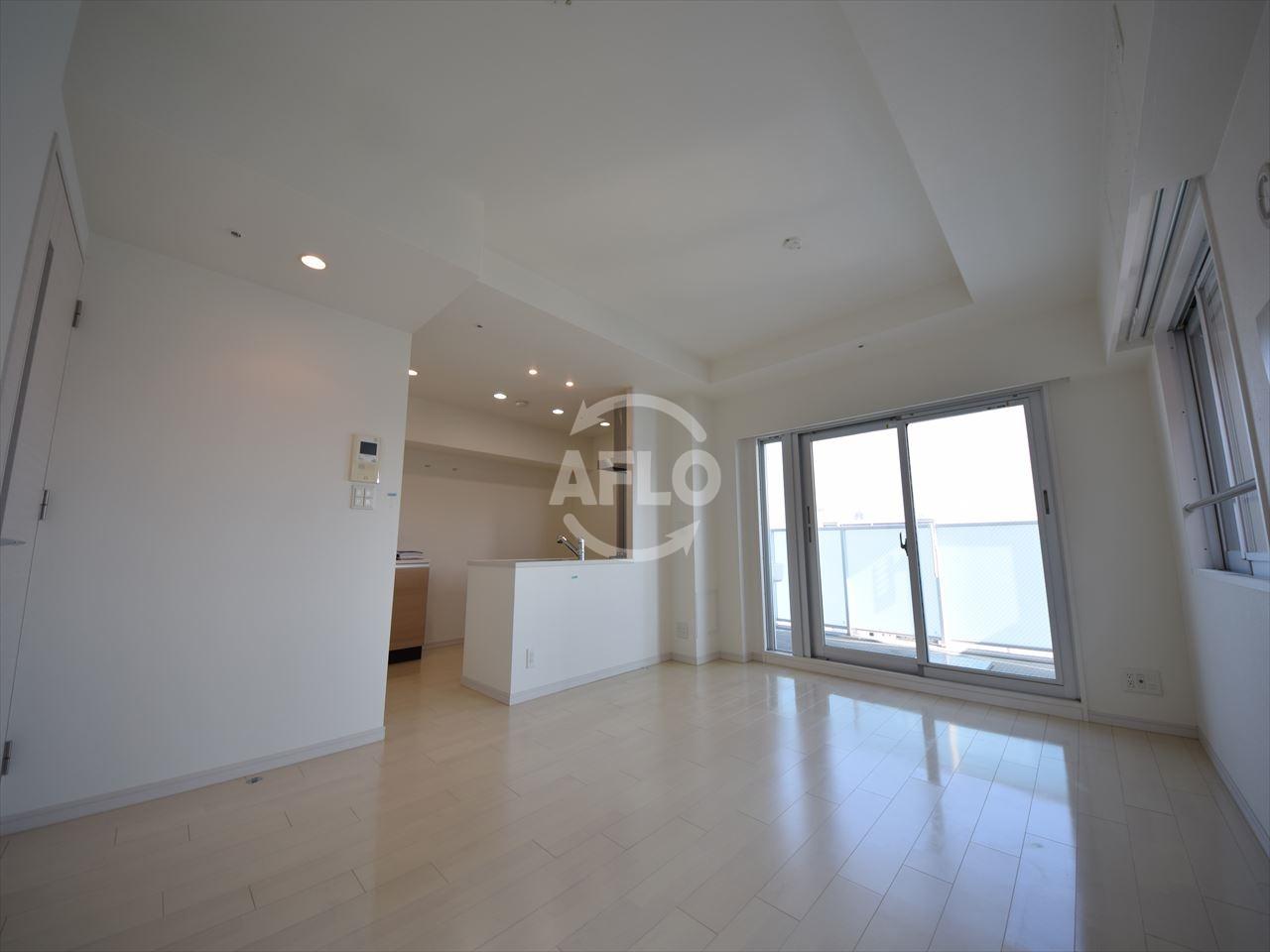 居室・リビング　リッツ難波パークサイド　リビング