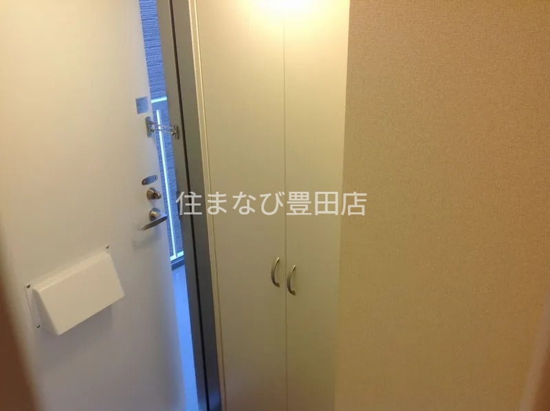 玄関　同型タイプ