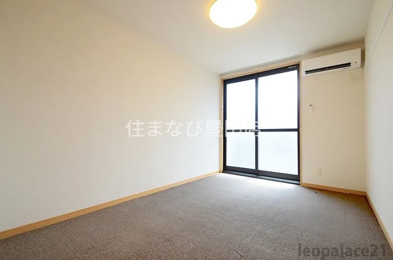 居室・リビング　同型タイプ