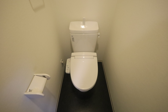 トイレ　※別部屋の写真です