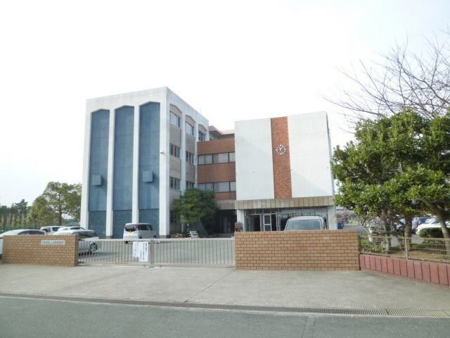 中学校　浜松市立三方原中学校（中学校）まで1535m