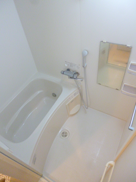 バス・シャワールーム　バスルーム