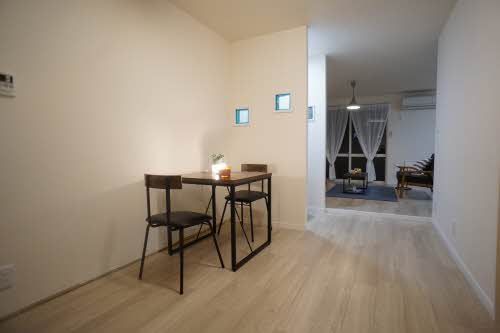 居室・リビング　キッチン周辺