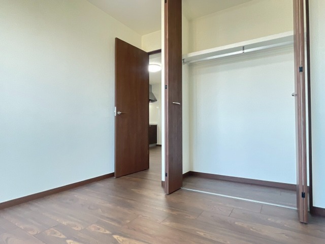 収納　ワイドクローゼット