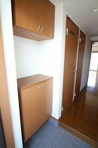 玄関　（イメージ）