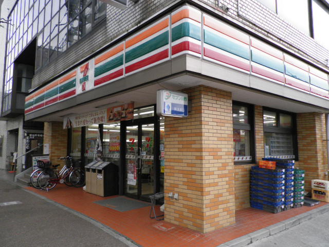コンビニ　セブンイレブン 川崎新丸子東2丁目店（コンビニ）まで165m