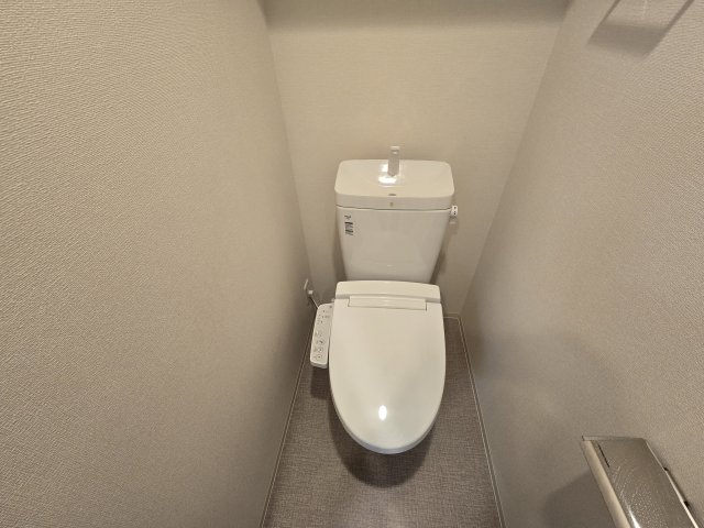トイレ　プレサンスTHE新栄