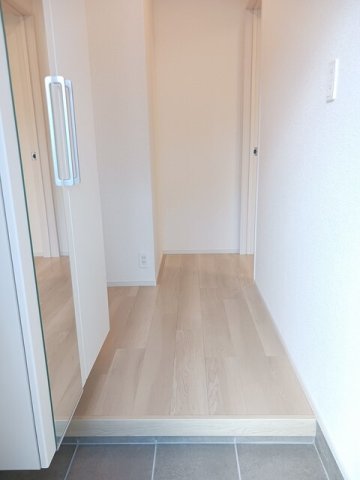 玄関　ゆったりとした玄関です